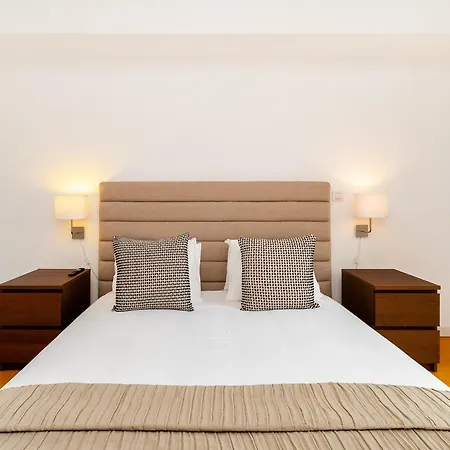 Whome Contemporary Comfort In Historic Lisbon